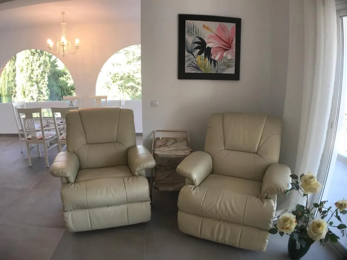 Villa Rafaela フリヒリアナ スペイン