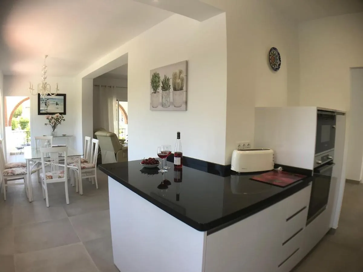 Villa Rafaela フリヒリアナ